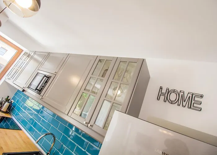 Seasons Mountain * Braşov